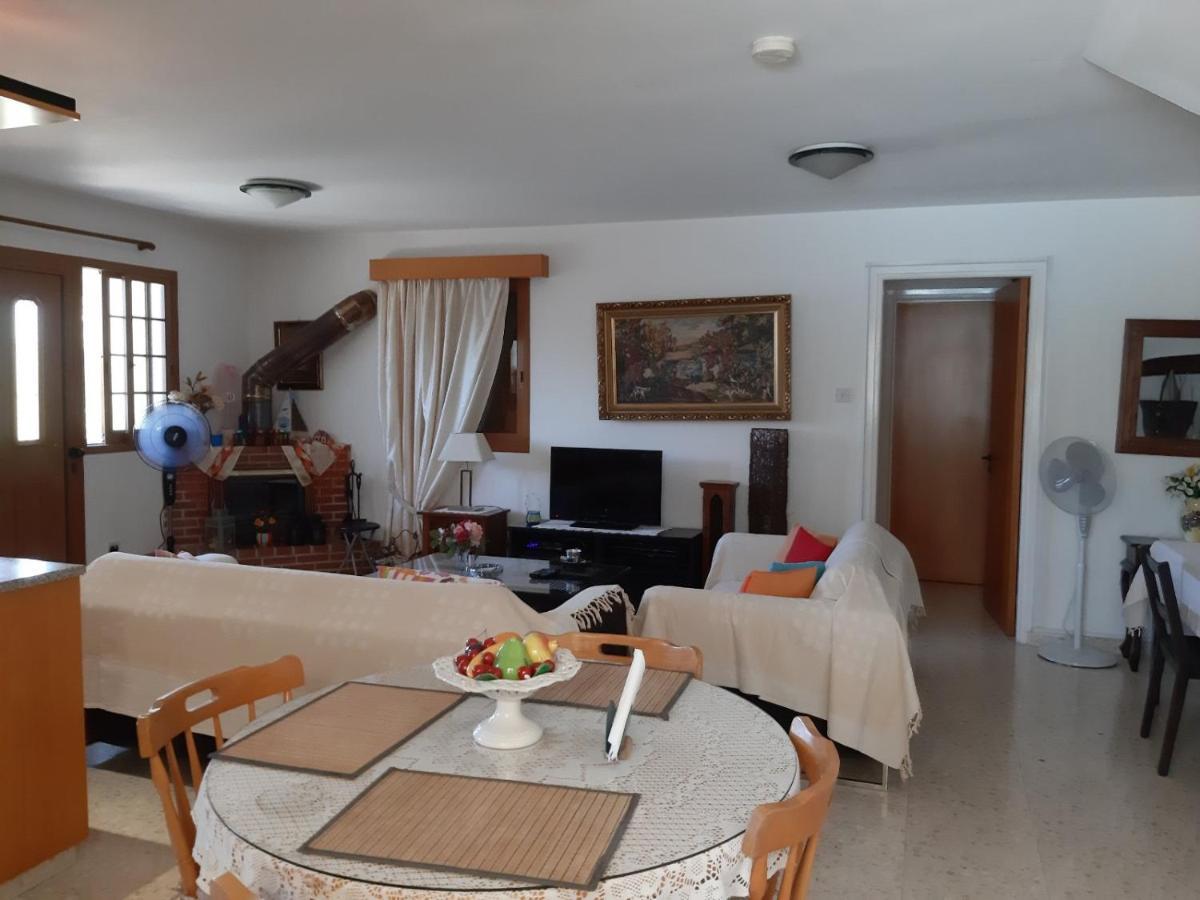 Zena Holiday Villa Pissouri Exterior foto