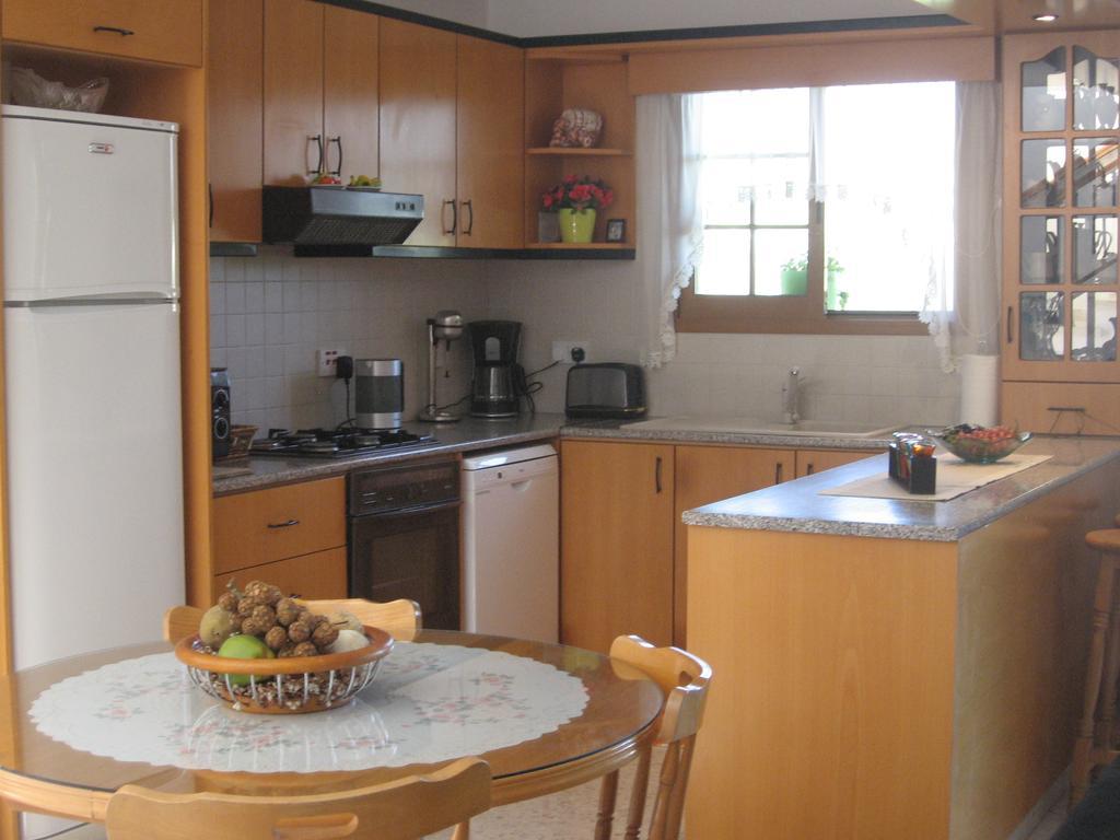 Zena Holiday Villa Pissouri Habitación foto