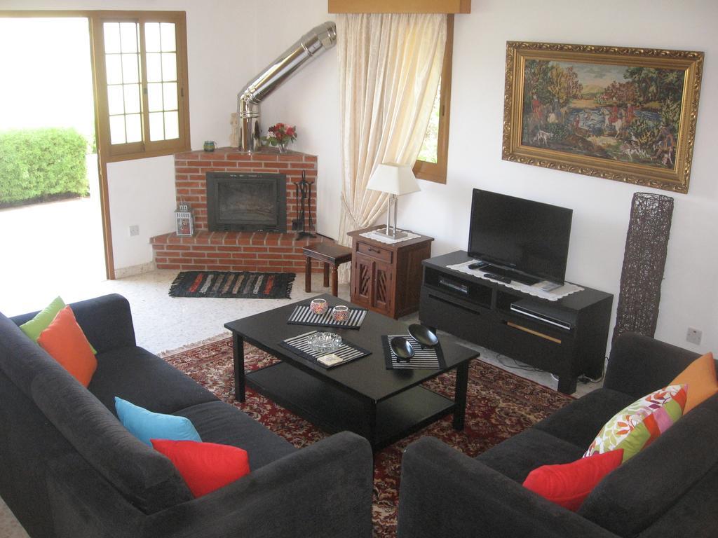 Zena Holiday Villa Pissouri Habitación foto