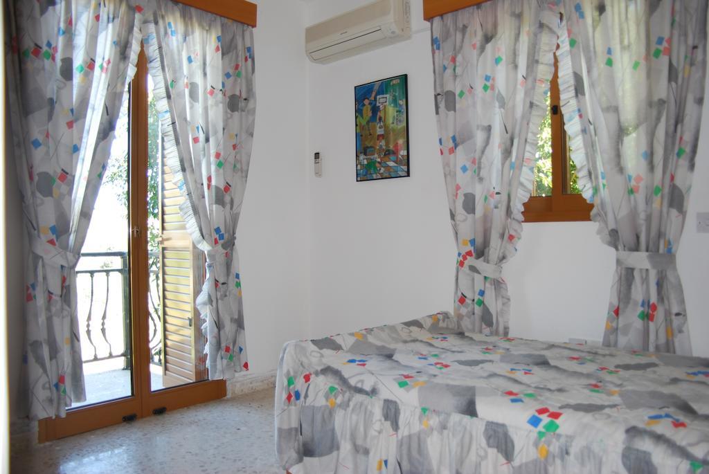 Zena Holiday Villa Pissouri Habitación foto